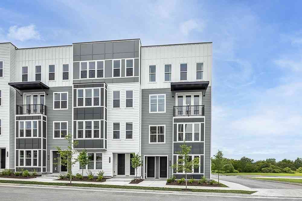 Condo For Sale - 828 42nd Ave<br/> Nashville, TN 37209