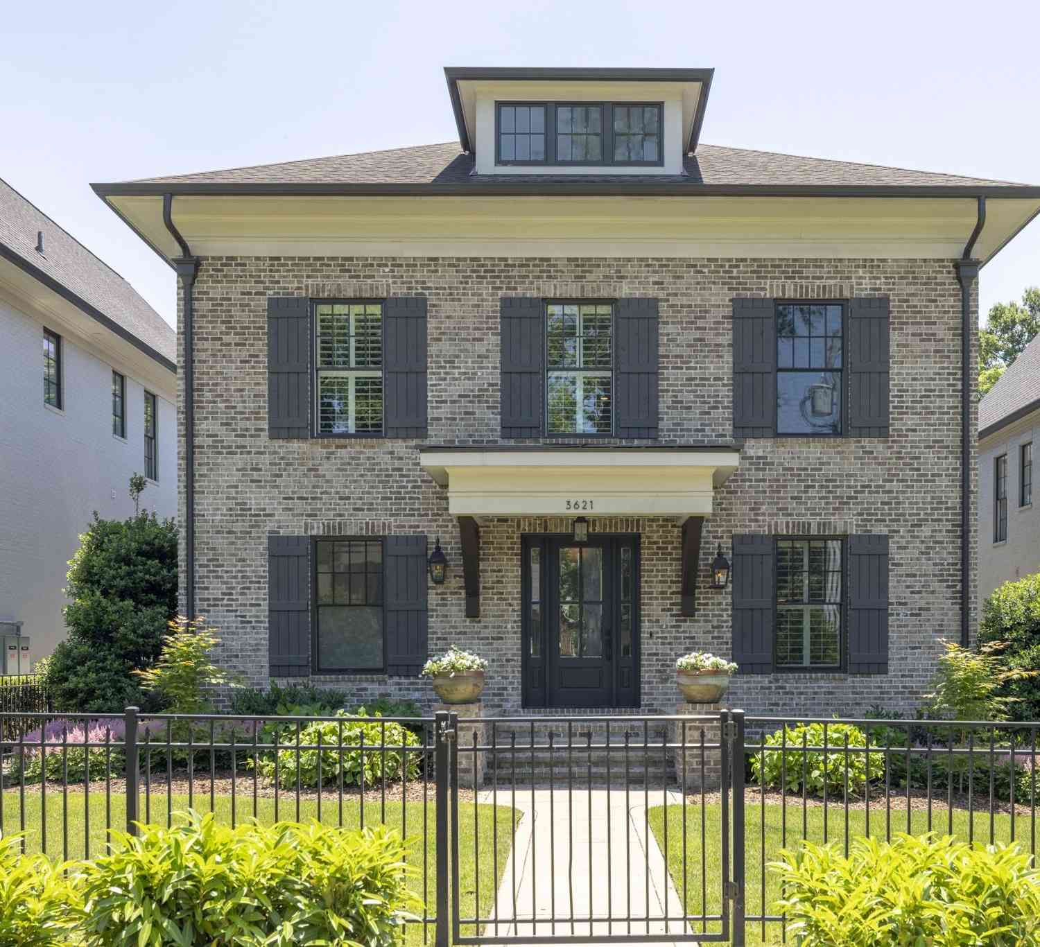 Homes For Sale - 3621 Woodmont Blvd<br/> Nashville, TN 37215