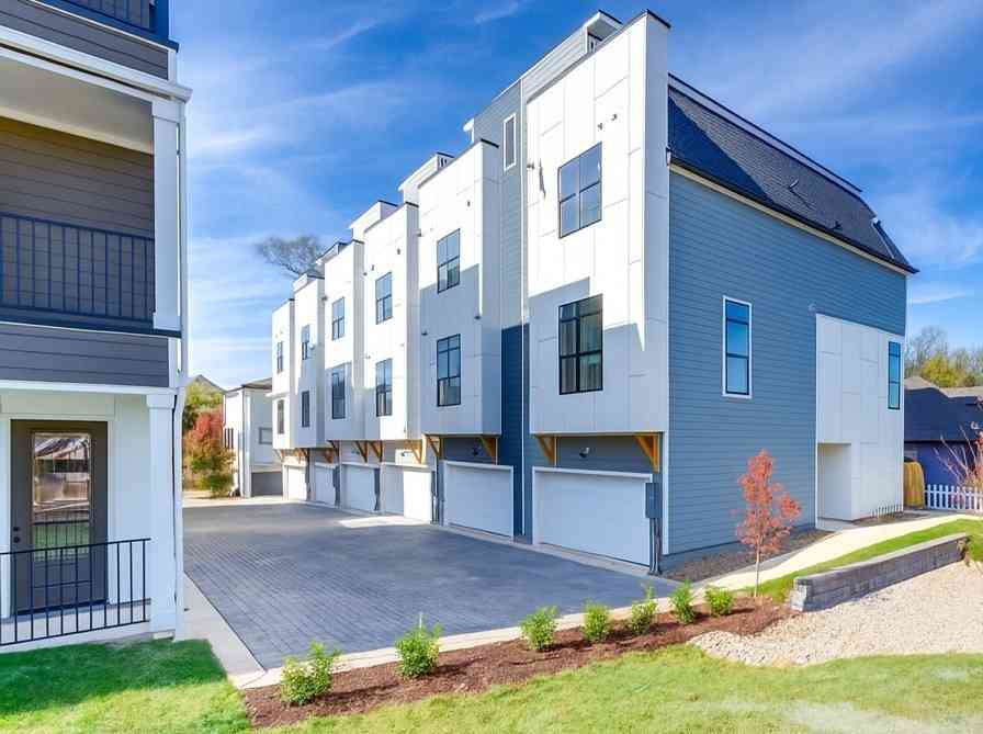Homes For Sale - 110 Myrtle St #UNIT H<br/> Nashville, TN 37206
