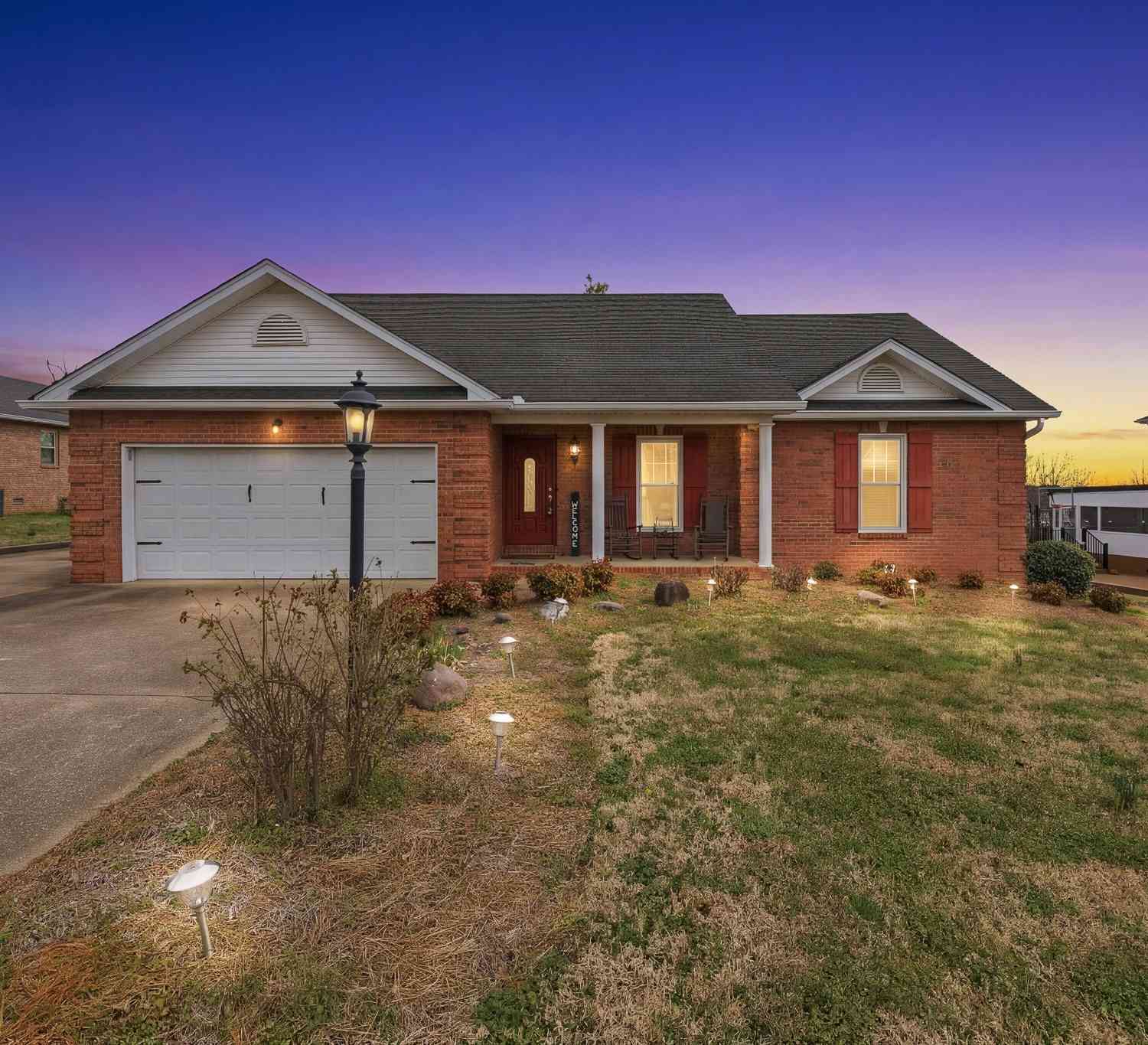 Homes For Sale - 415 Woodlands Dr<br/> Sumner County County, Gallatin, TN 37066