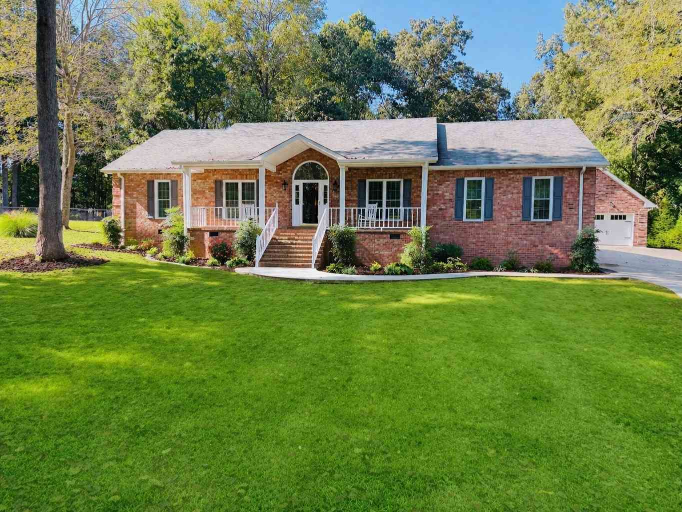 Homes For Sale - 320 Spring Valley Dr<br/> Sumner County County, Cottontown, TN 37048