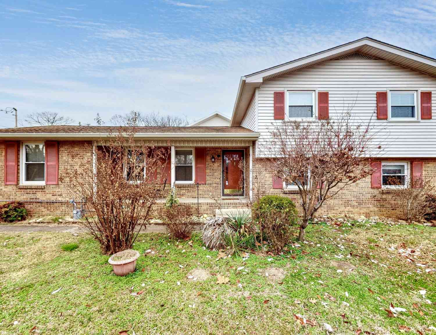 Homes For Sale - 445 Owendale Dr<br/> Davidson County County, Antioch, TN 37013