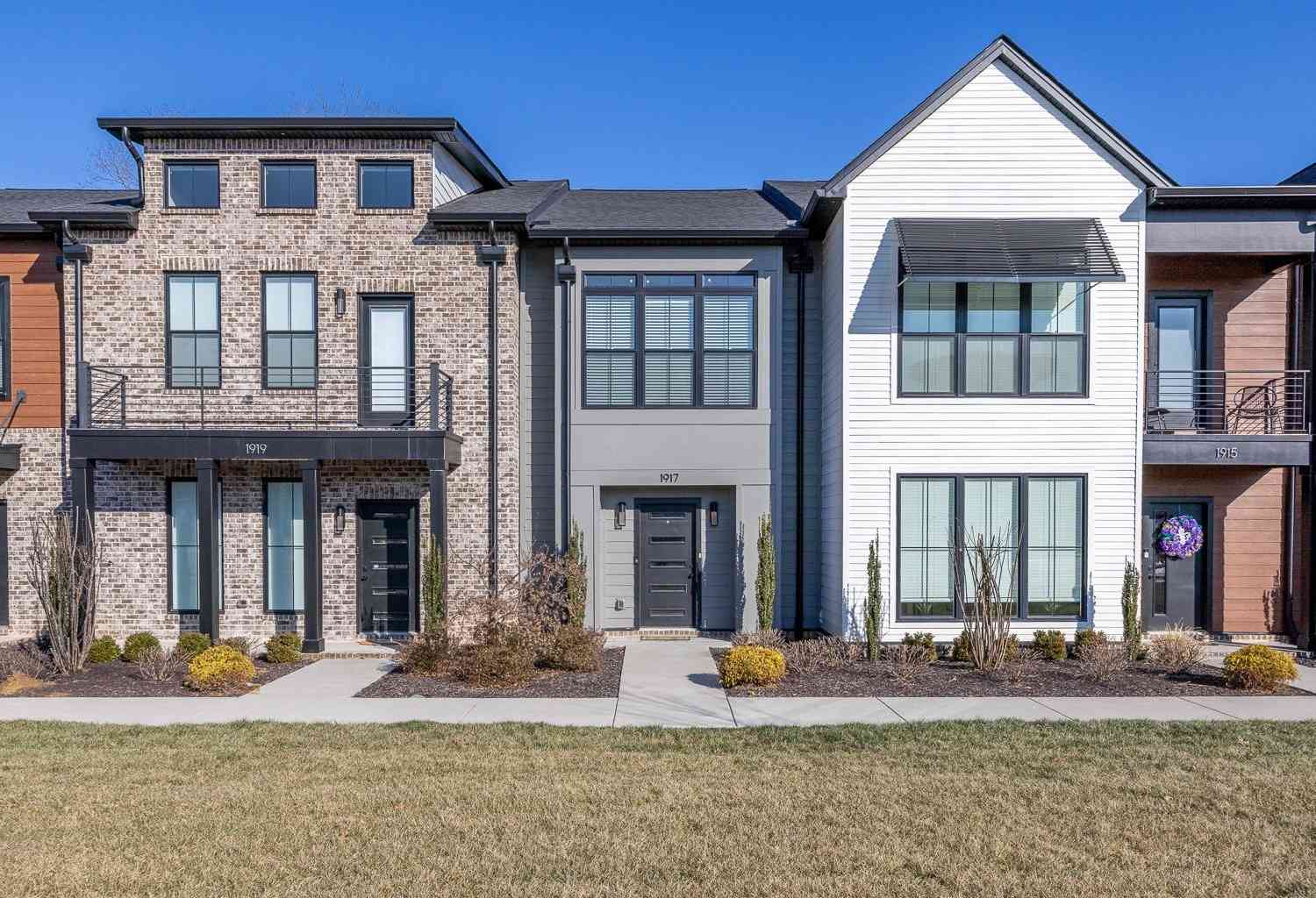 Townhouse For Sale - 1917 Judson Johns Ct<br/> Murfreesboro, TN 37128