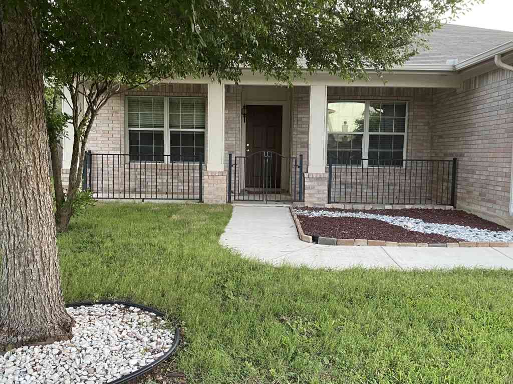 Homes For Sale - 109 Hidden Mesa<br/> Cibolo, TX 78108