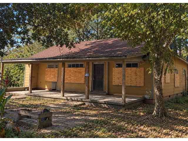 Homes For Sale - 2161 W McDowell Rd<br/> Jackson, MS 39204