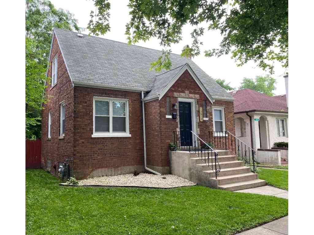 Homes For Sale - 13819 S State St<br/> Riverdale, IL 60827