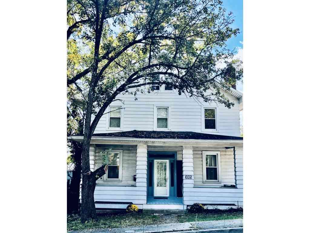 Homes For Sale - 3005 Batavia Ave<br/> Baltimore, MD 21214
