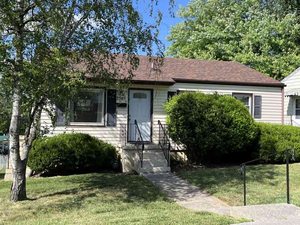 Homes For Sale - 2545 Denniston Ave SW<br/> Roanoke, VA 24015
