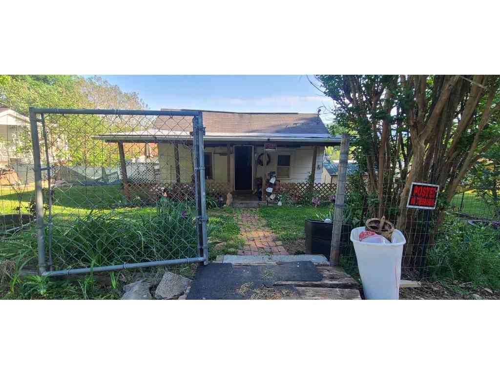 Homes For Sale - 1721 Charles St<br/> Kingsport, TN 37660