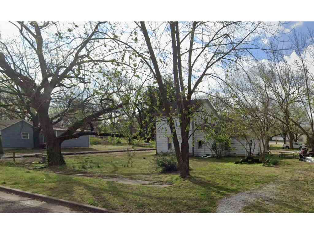 Homes For Sale - 110 N Railroad Ave<br/> Joplin, MO 64801