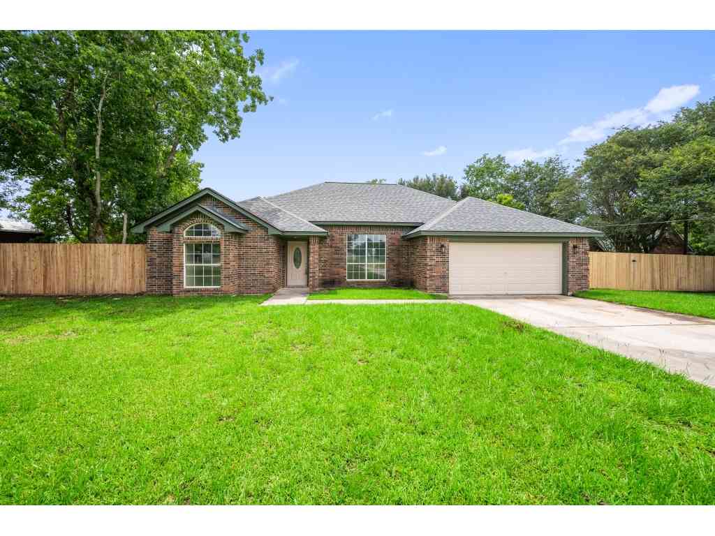 Homes For Sale - 4807 Joe Patch Rd<br/> Baytown, TX 77523