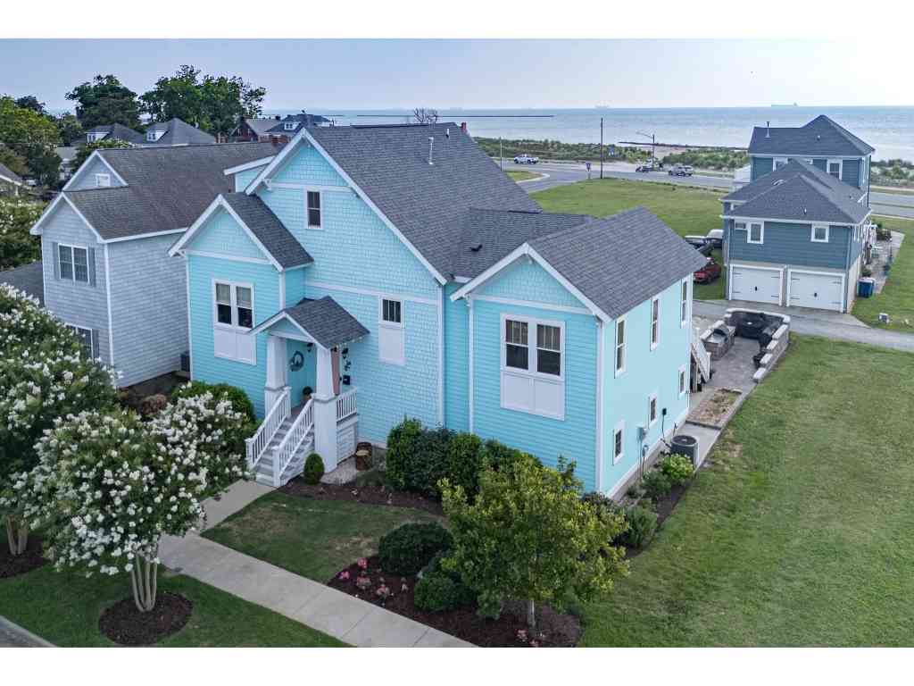 Homes For Sale - 603 Pine St<br/> Cape Charles, VA 23310