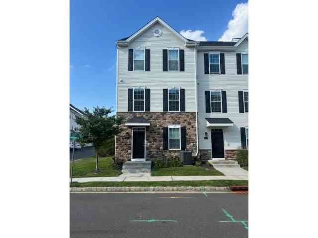Homes For Sale - 301 Discovery Rd<br/> Brick, NJ 08723