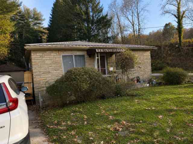 Homes For Sale - Single Family<br/> Mount Clare, WV 26408