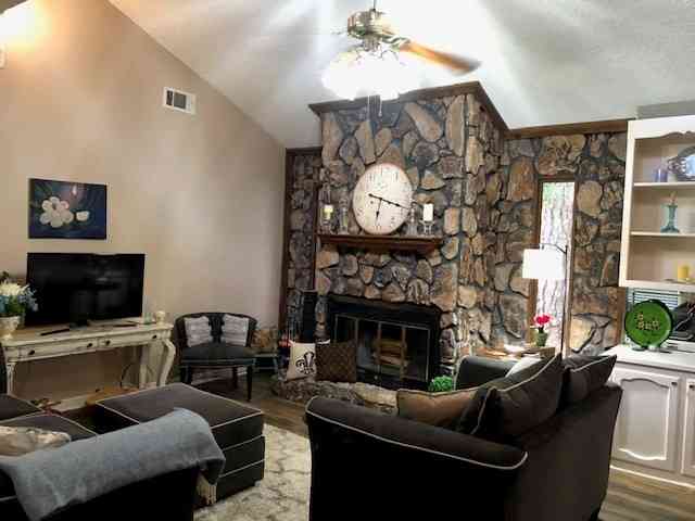 Homes For Sale - 44534 Lakewood Dr, Prairieville, LA 70769<br/> Prairieville, LA 70769