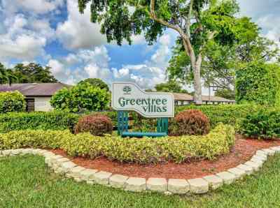 4764 Greentree Cres #A