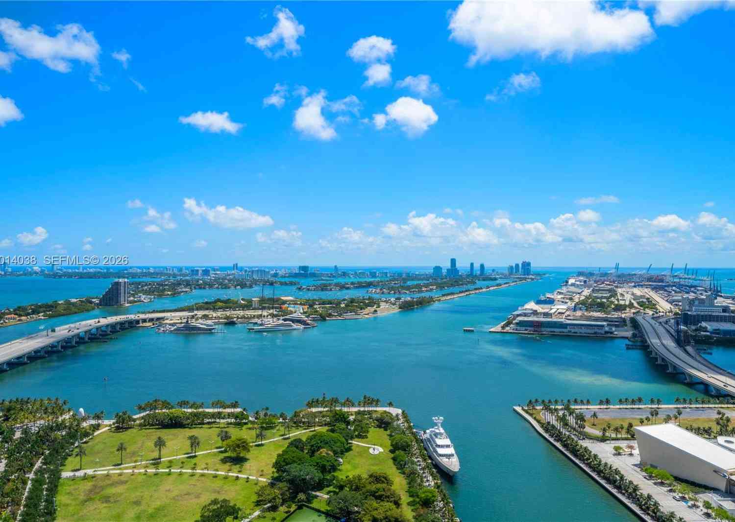 Condo For Sale - 900 Biscayne Boulevard #4202<br/> Miami, FL 33132