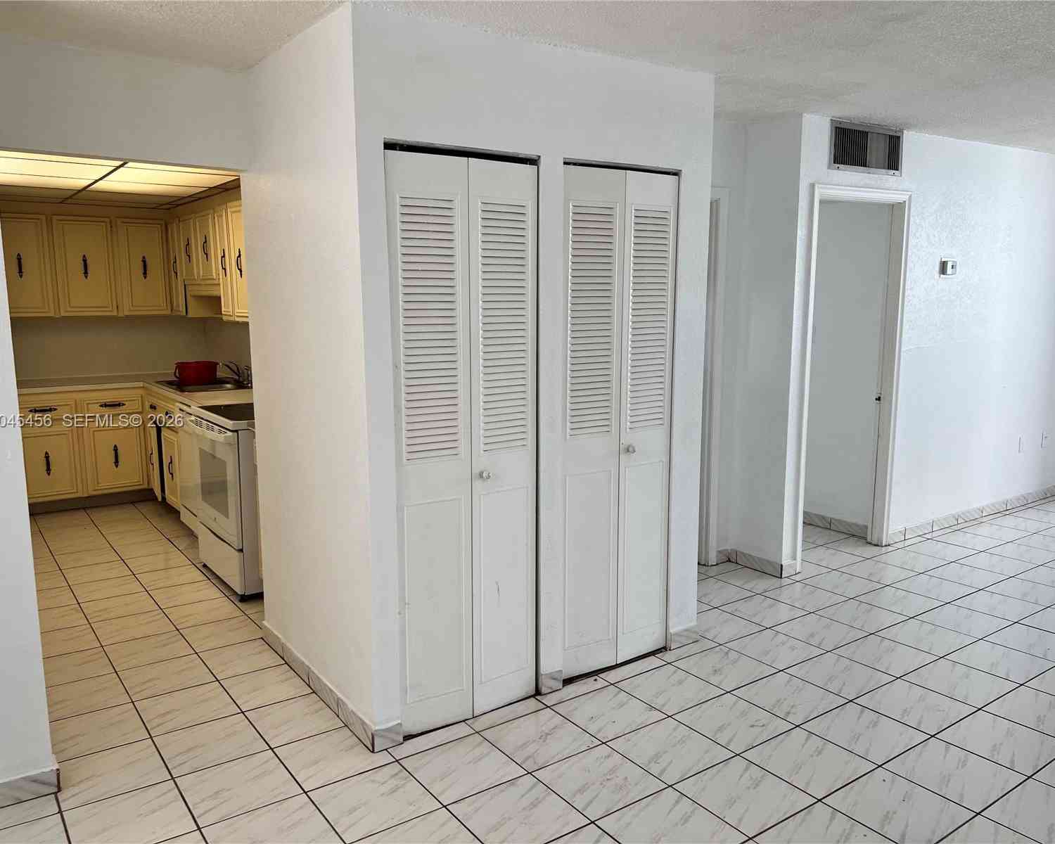 Condo For Rent - 1750 James Avenue #7K<br/> Miami Beach, FL 33139
