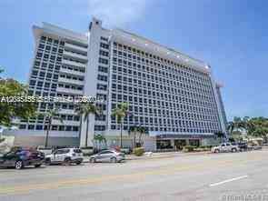 Condo For Rent - 700 Biltmore Way #1216<br/> Coral Gables, FL 33134