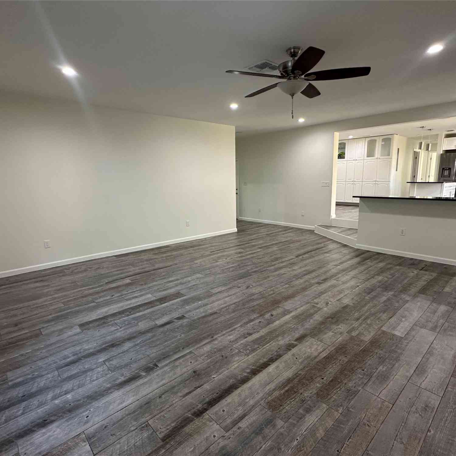 Homes For Rent - 908 Plateau Circle<br/> Austin, TX 78745