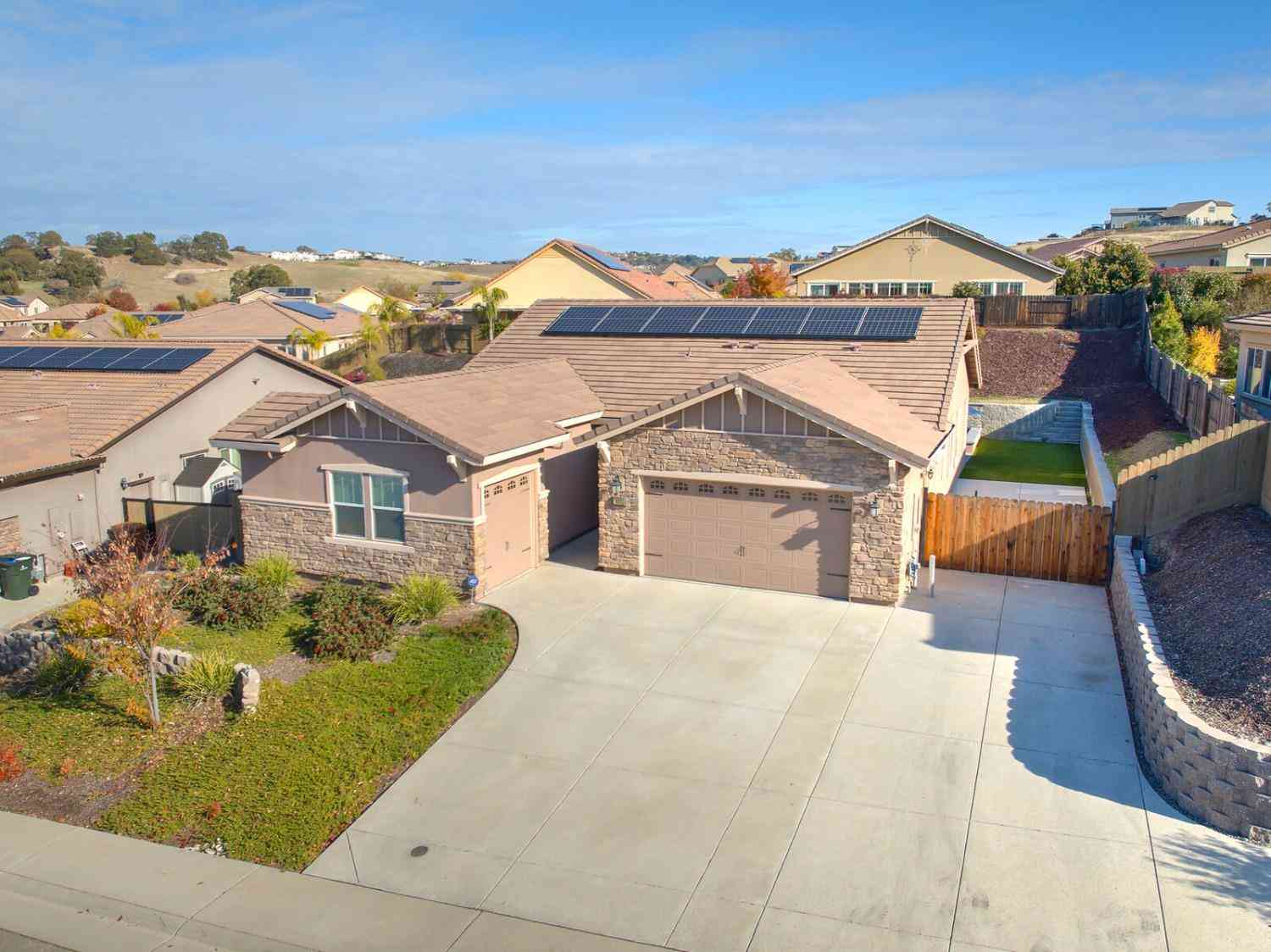 Homes For Sale - Fairywren Court<br/> Placer County, Lincoln, CA 95648