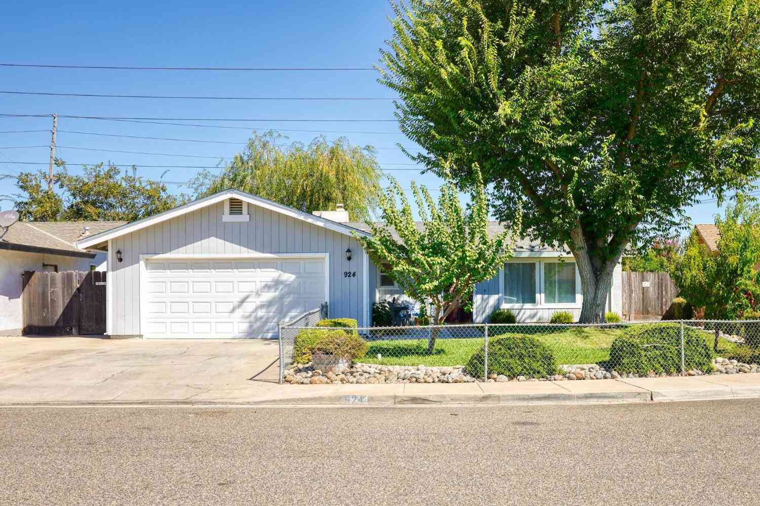 Homes For Sale - Forestal Lane<br/> Stanislaus County, Waterford, CA 95386