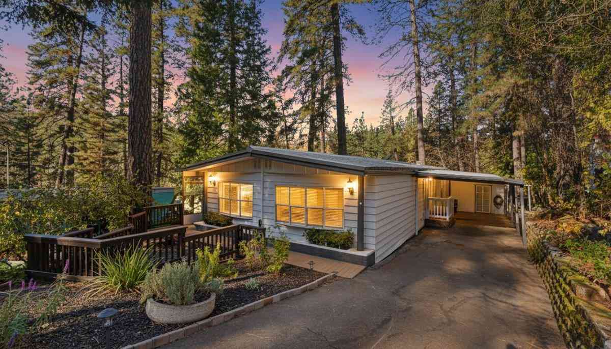 Condo For Sale - Sinclair Court<br/> Placer County, Applegate, CA 95703