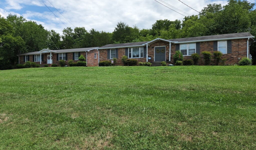 1008 Center Point Rd #A-B, Hendersonville, Tennessee image 3