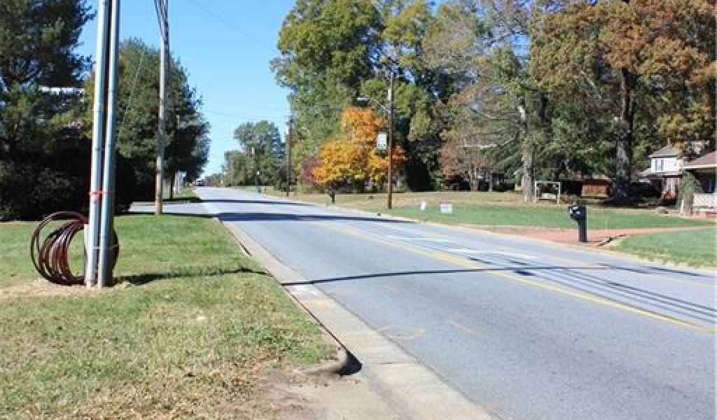 9C Main Avenue, Taylorsville, North Carolina image 4