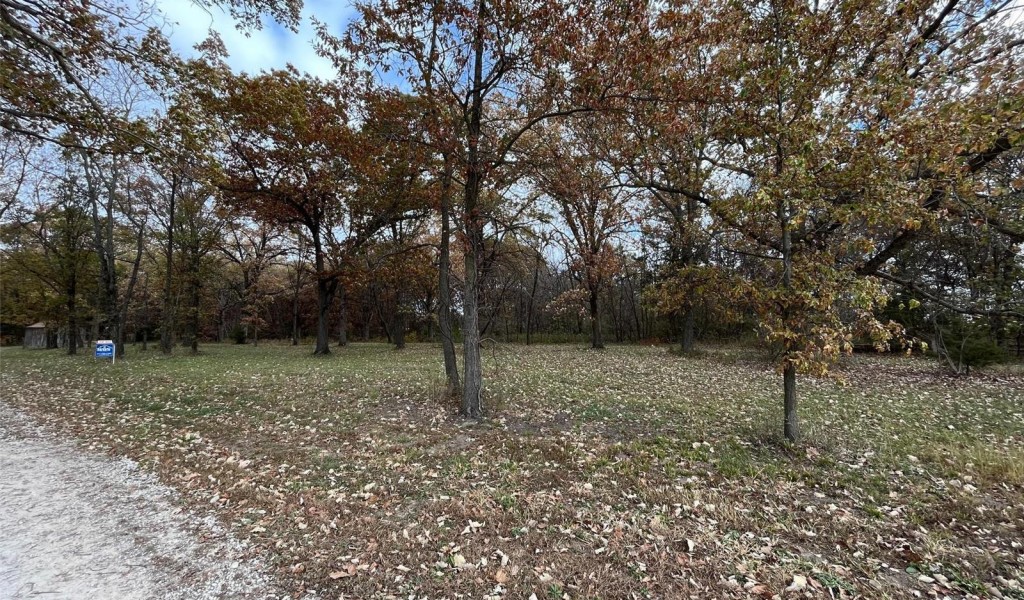 1 Red Oak Estates, Maywood, Missouri image 1