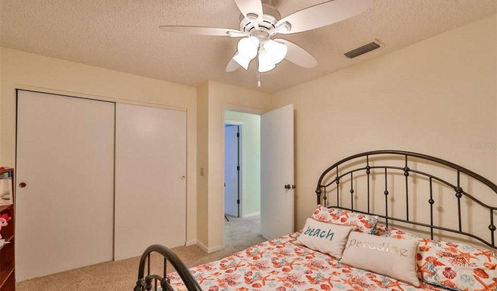 906 Golfview Woods Drive #906, RUSKIN, Florida image 32