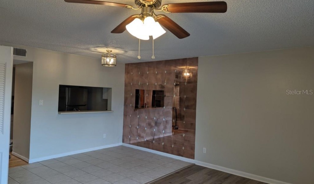 2579 Countryside Boulevard #1106, CLEARWATER, Florida image 2