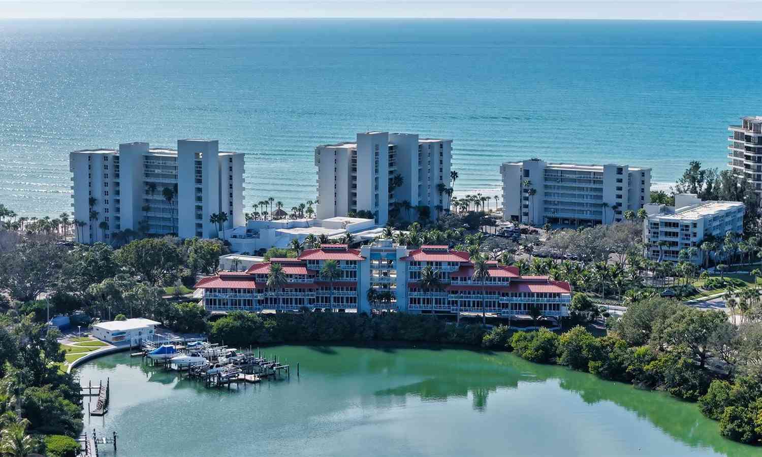 Condo For Sale - 225 Sands Point Road #7205<br/> Sarasota County, LONGBOAT KEY, FL 34228