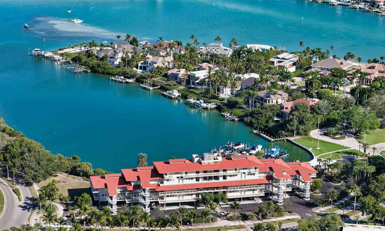 Condo For Sale - 225 Sands Point Road #6201<br/> Sarasota County, LONGBOAT KEY, FL 34228
