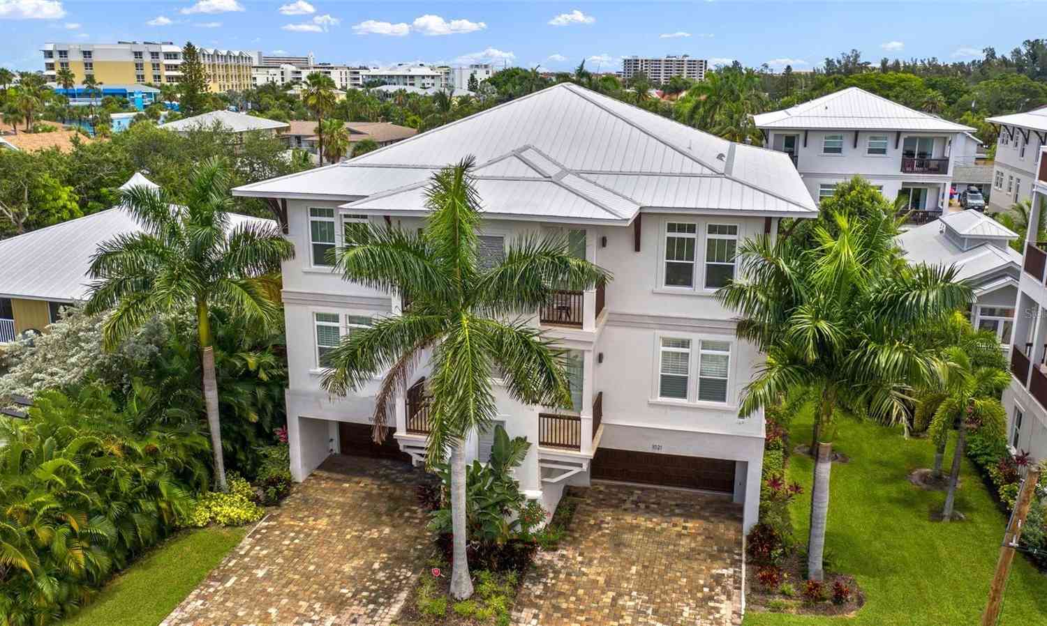 Condo For Sale - 1021 Crescent Street #1<br/> Sarasota County, SARASOTA, FL 34242