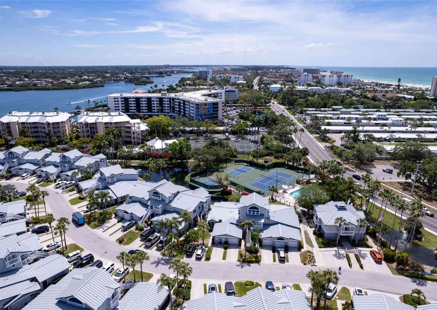Condo For Sale - 1220 Siesta Bayside Drive #1220-A<br/> Sarasota County, SARASOTA, FL 34242