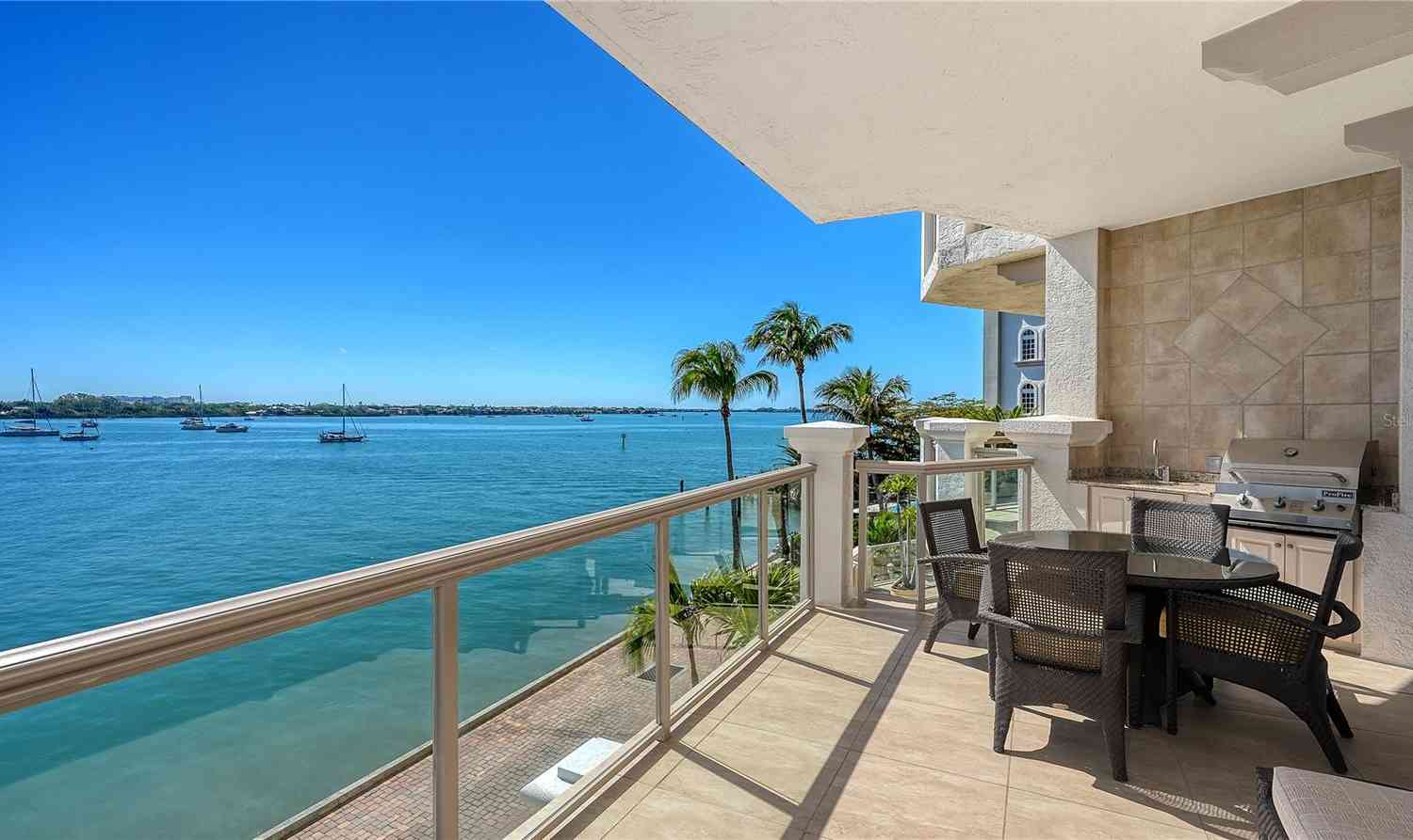 Condo For Sale - 464 Golden Gate Point #304<br/> Sarasota County, SARASOTA, FL 34236