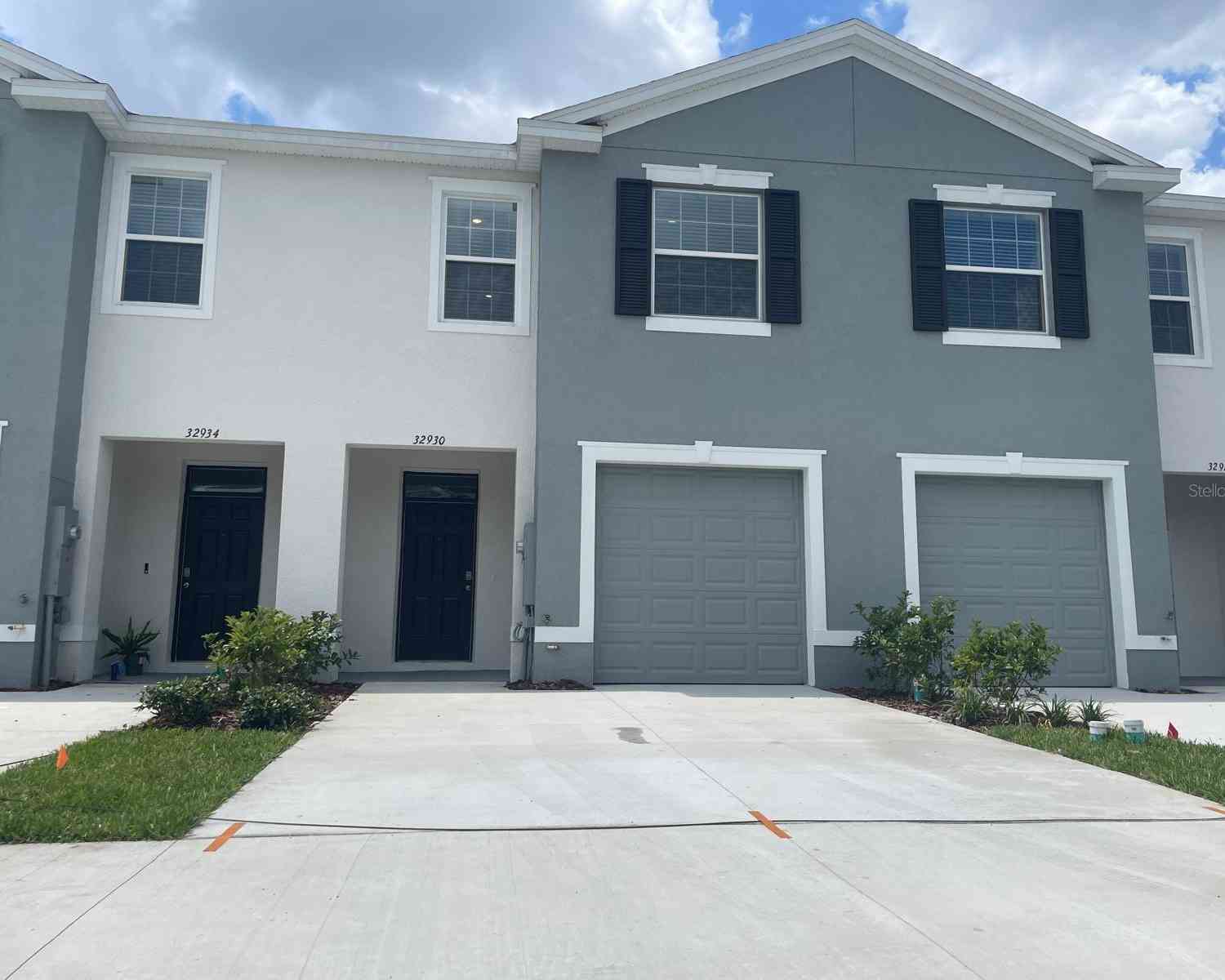 Townhouse For Rent - 32930 Regent Canal Street<br/> Wesley Chapel, FL 33545
