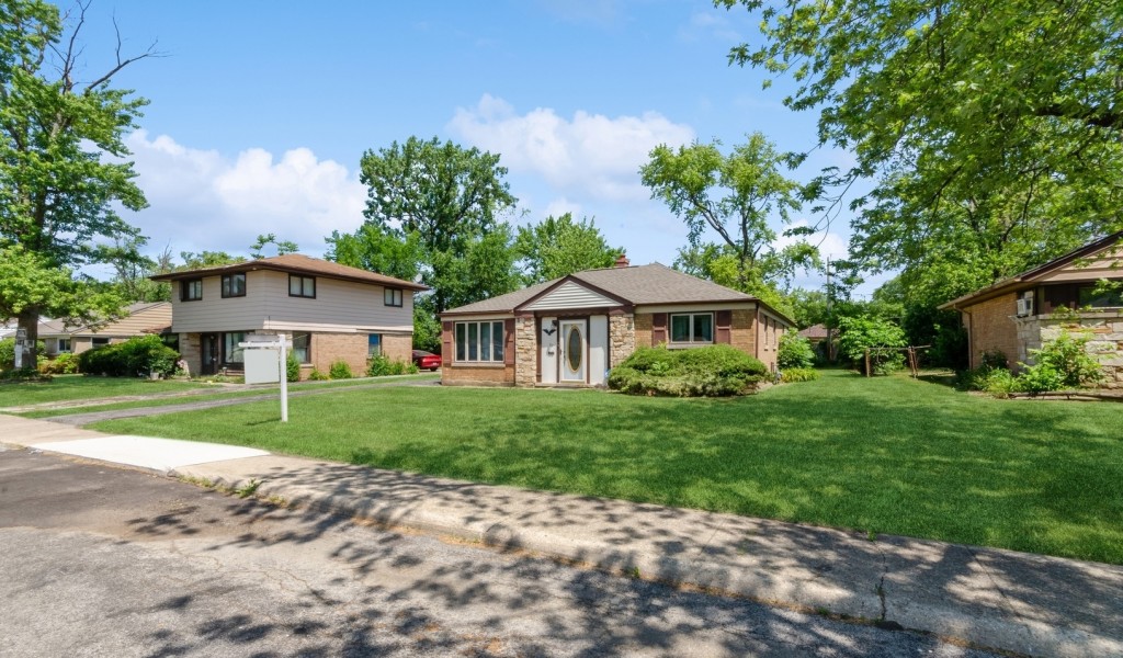 62 Marquette Street, Park Forest, Illinois image 3