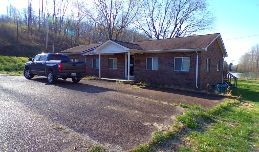191 Forks River Rd, Waverly, Tennessee image 1