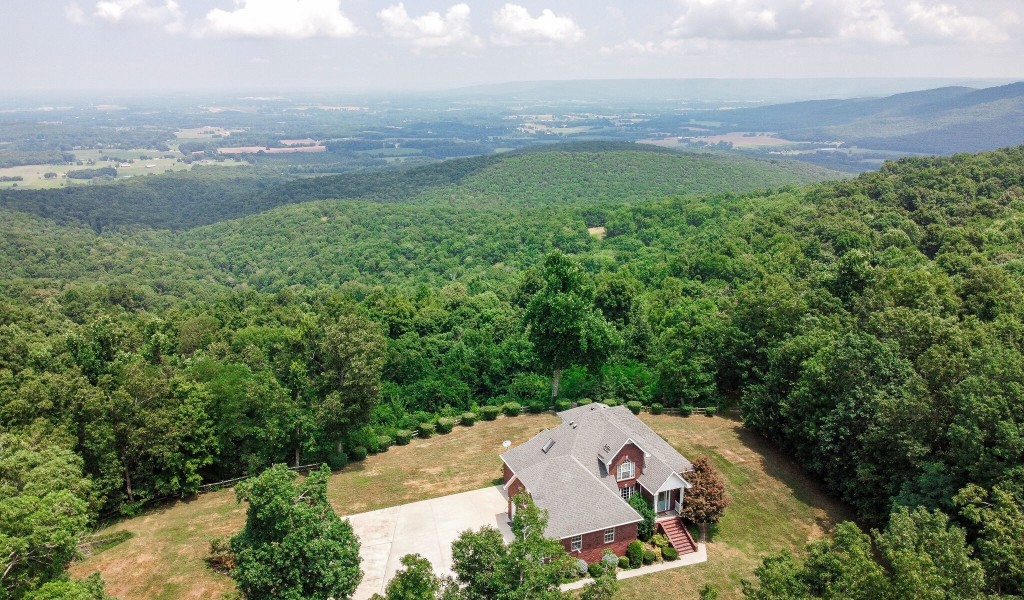 7425 Rowe Gap Rd, Belvidere, Tennessee image 30
