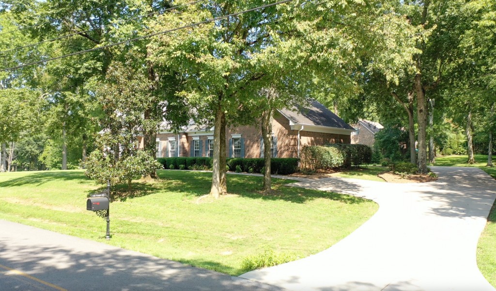 100 Logan St, Shelbyville, Tennessee image 3